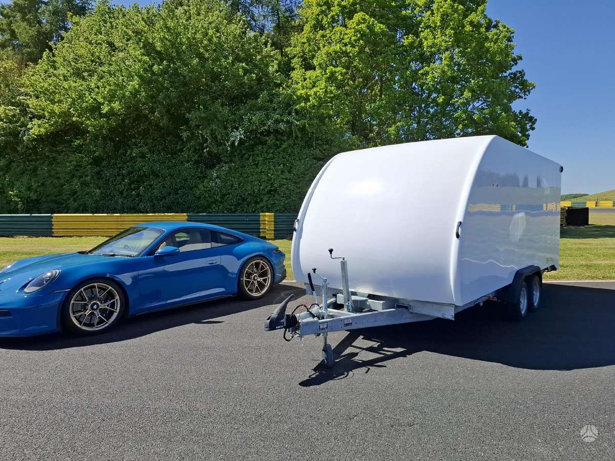 ECCO, auto treileris