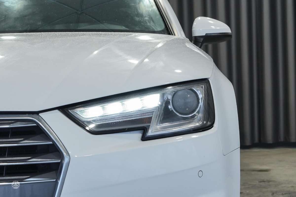 Audi A4, 2.0 l., Универсал
