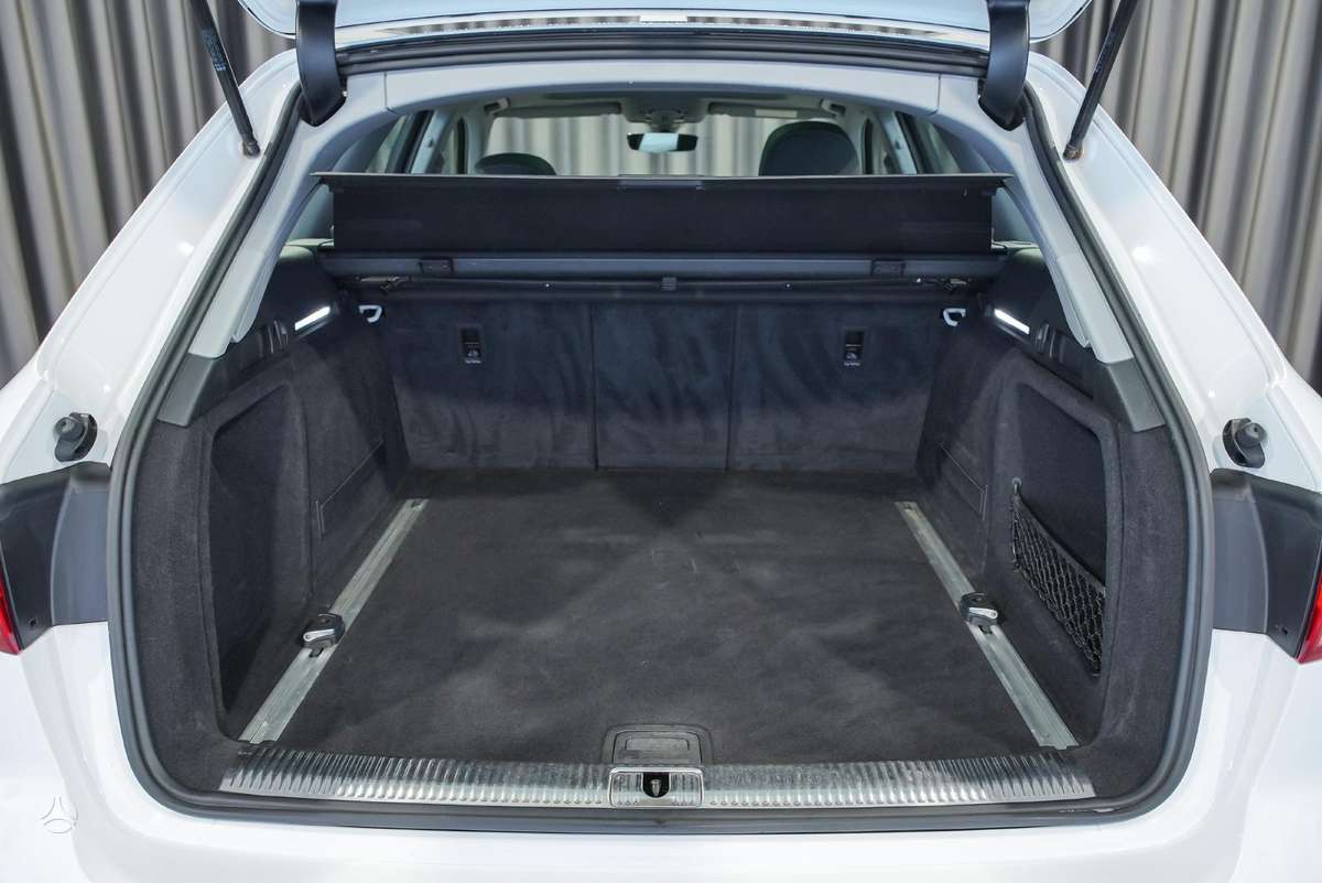 Audi A4, 2.0 l., Универсал