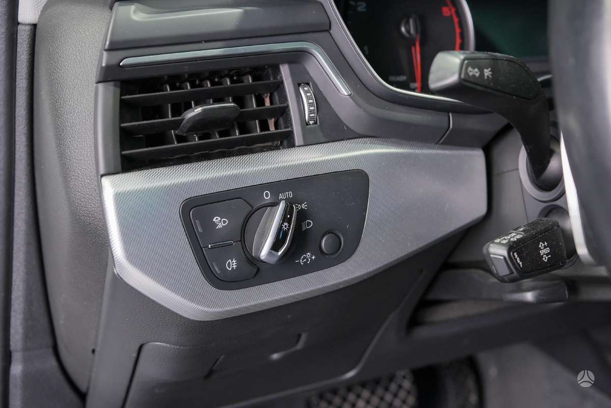 Audi A4, 2.0 l., Универсал