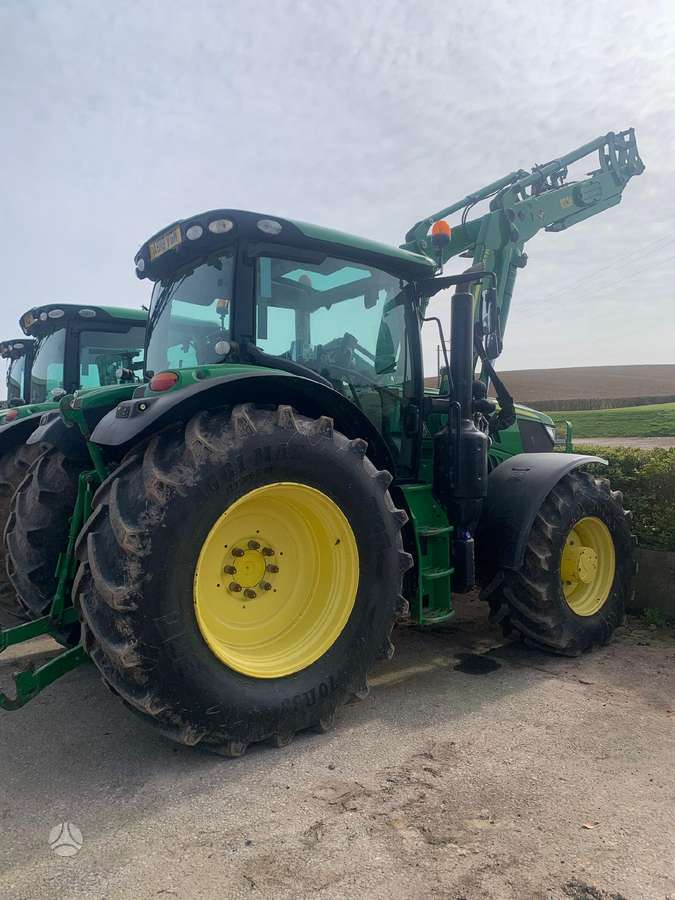 John Deere 6155R, тракторы