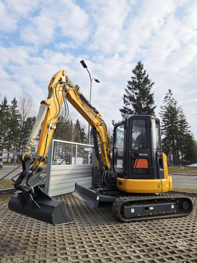 LIUGONG 9035E, mini ekskavatoriai