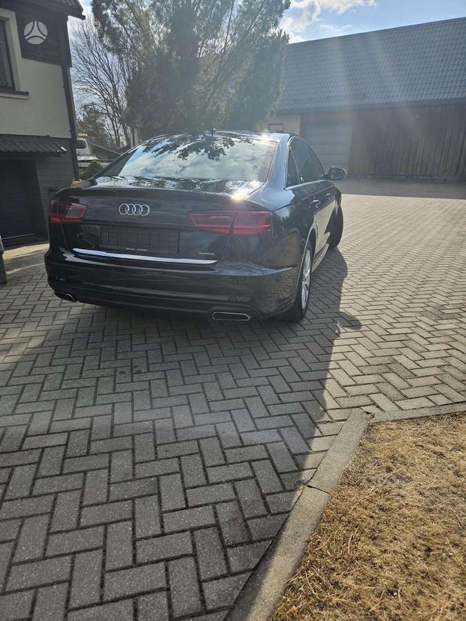 Audi A6, 2.0 l., Седан