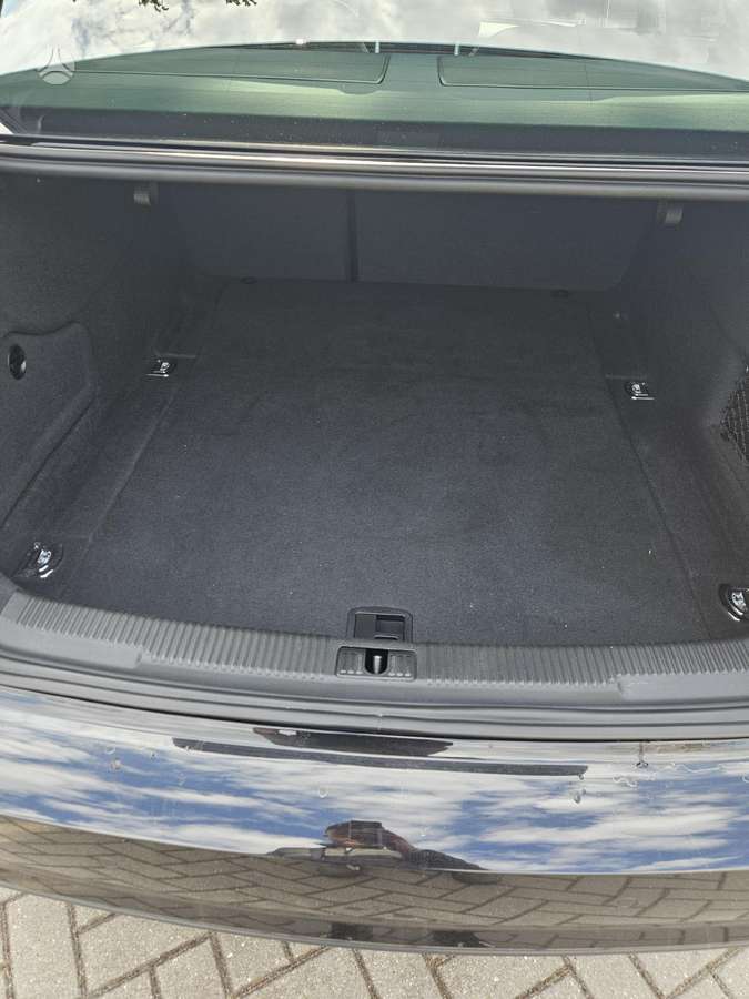 Audi A6, 2.0 l., Седан