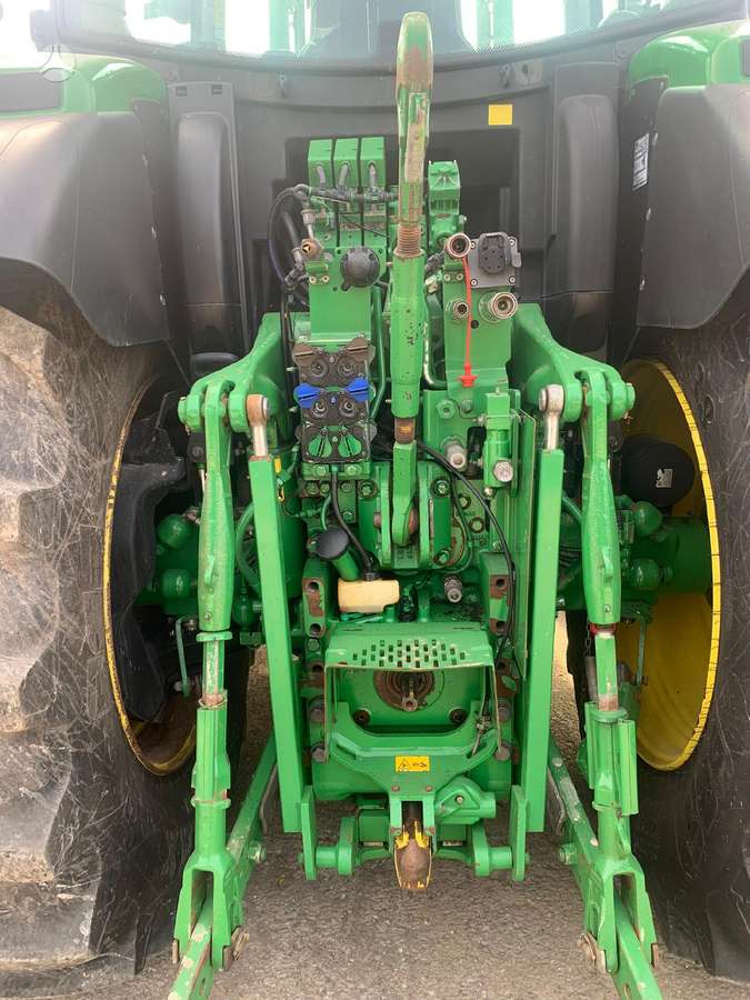 John Deere 6155R, тракторы
