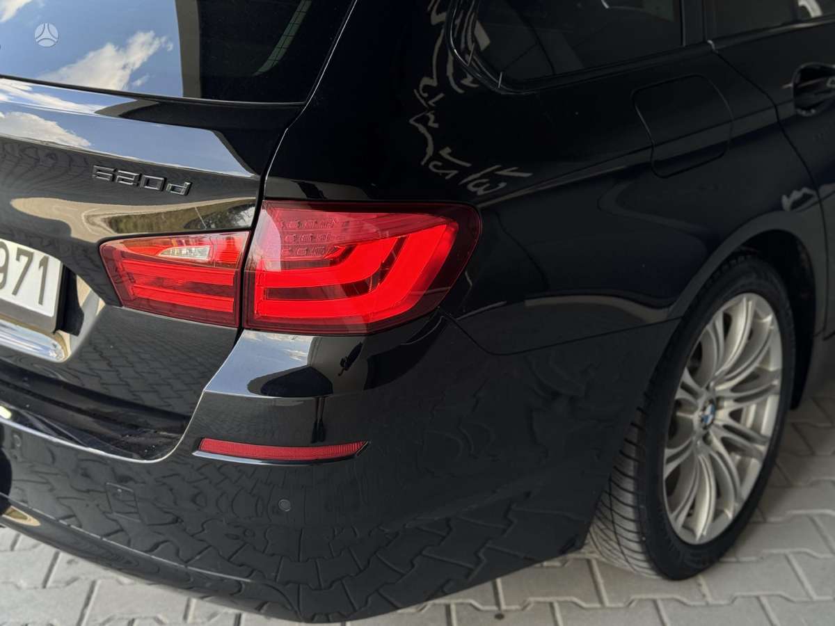 BMW 520, 2.0 l., wagon