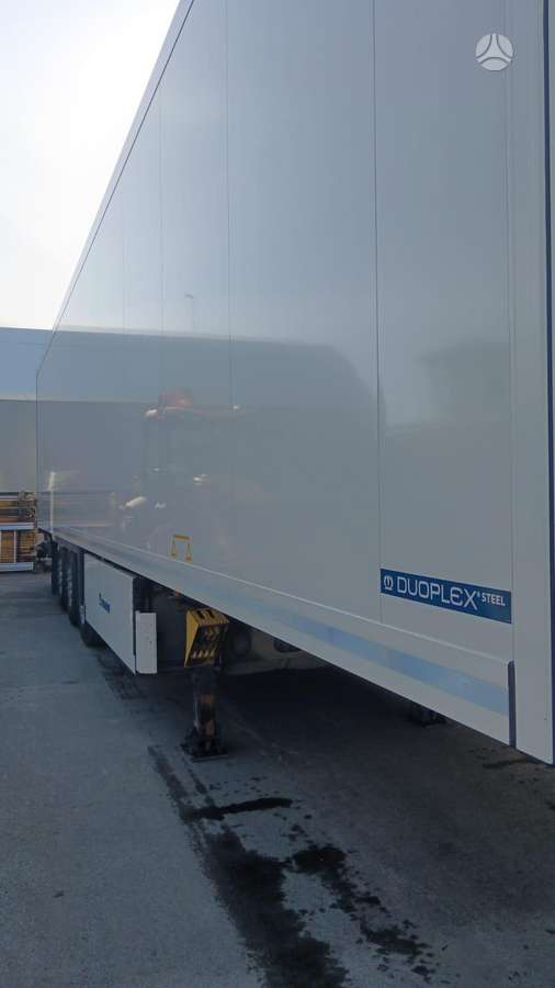 Krone, refrigerated