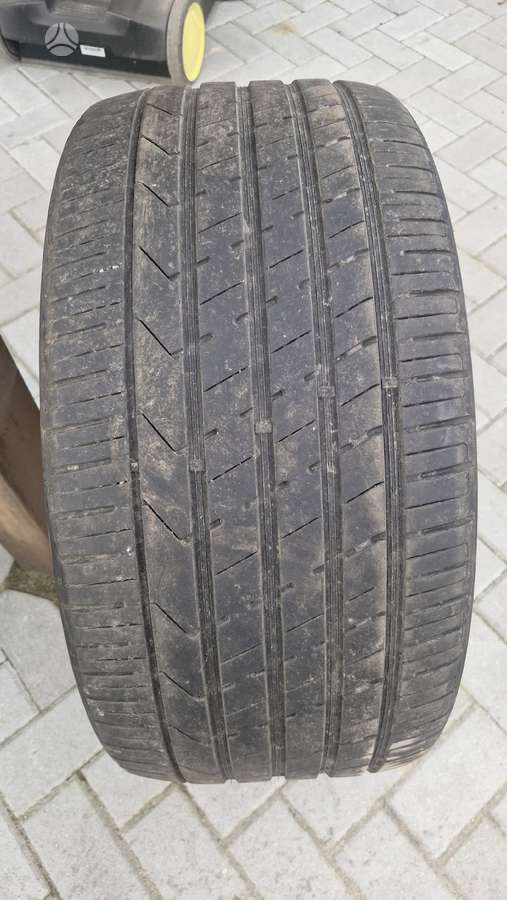 Hankook, летние 295/35 R21