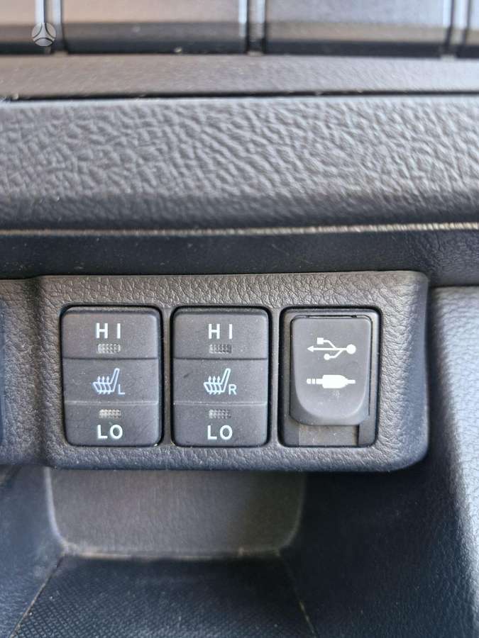 Toyota Auris, 1.6 l., universalas