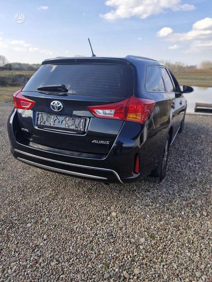 Toyota Auris, 1.6 l., universalas