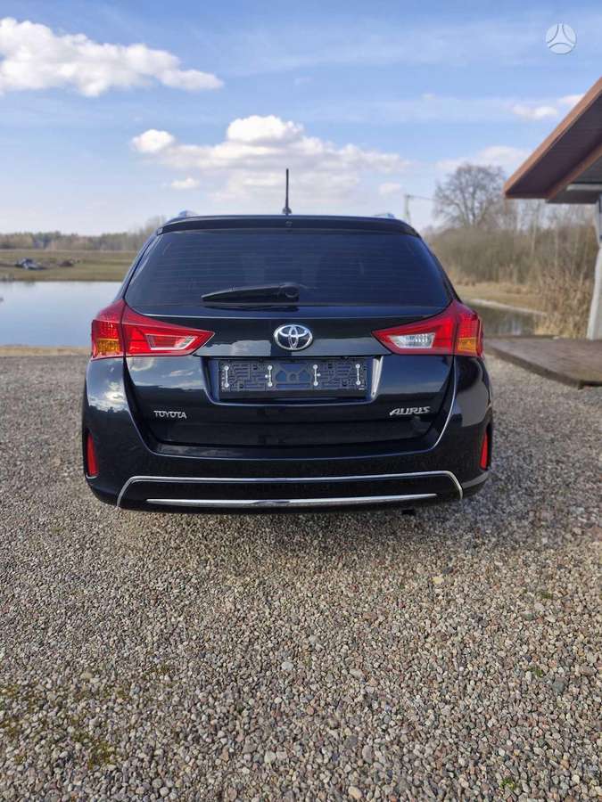 Toyota Auris, 1.6 l., universalas