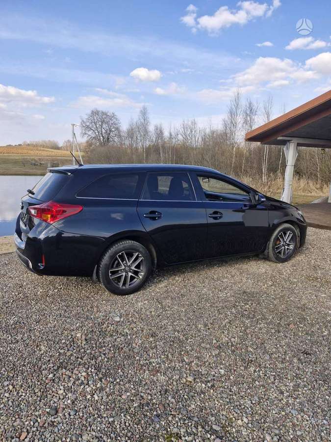 Toyota Auris, 1.6 l., universalas