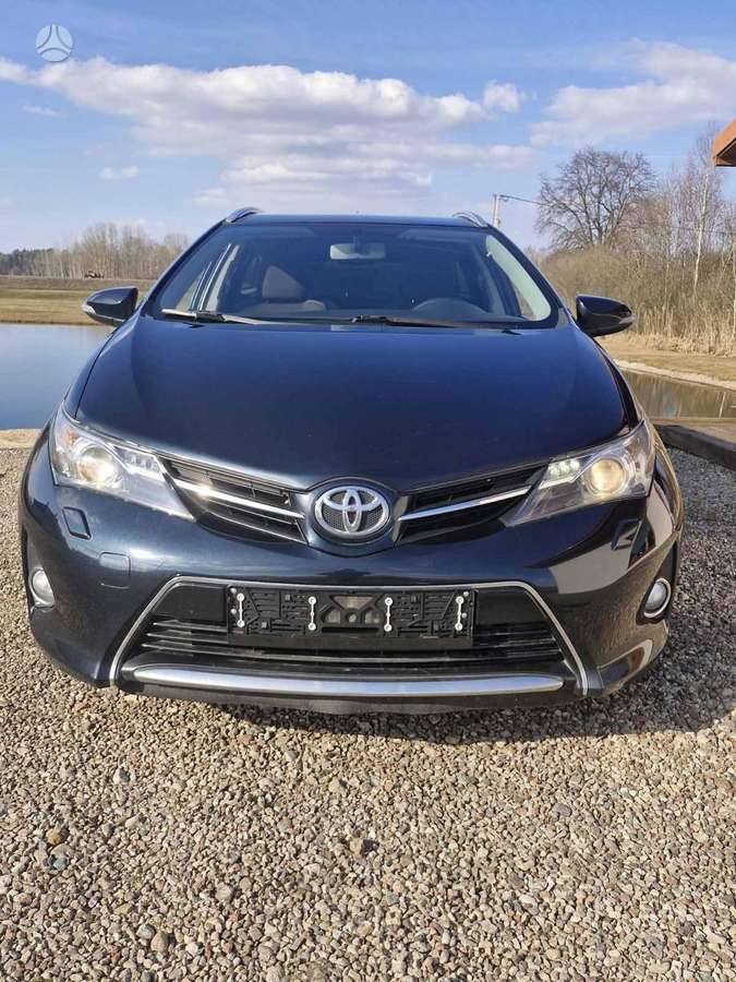 Toyota Auris, 1.6 l., universalas