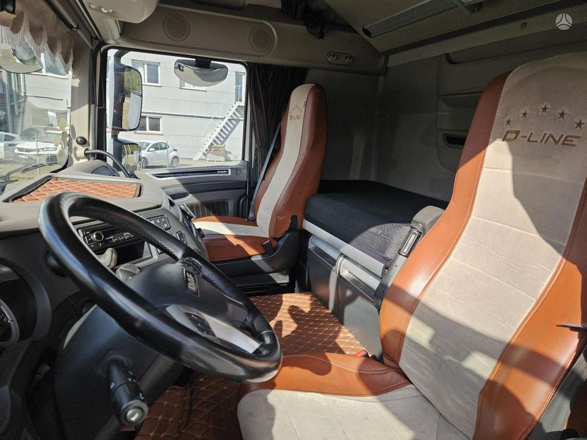 DAF SSC 530 MEGA, 2 miegamosios vietos