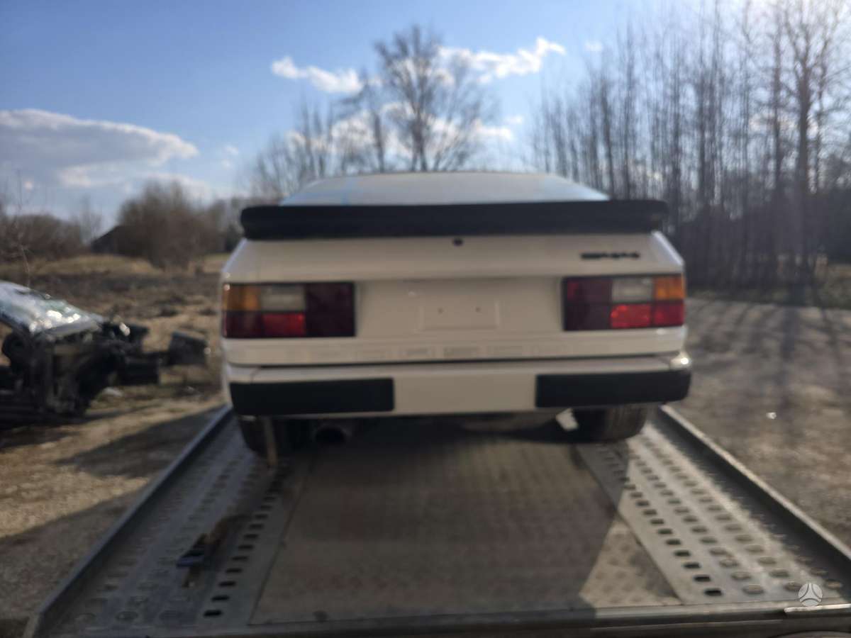Porsche 944, 2.5 l., coupe