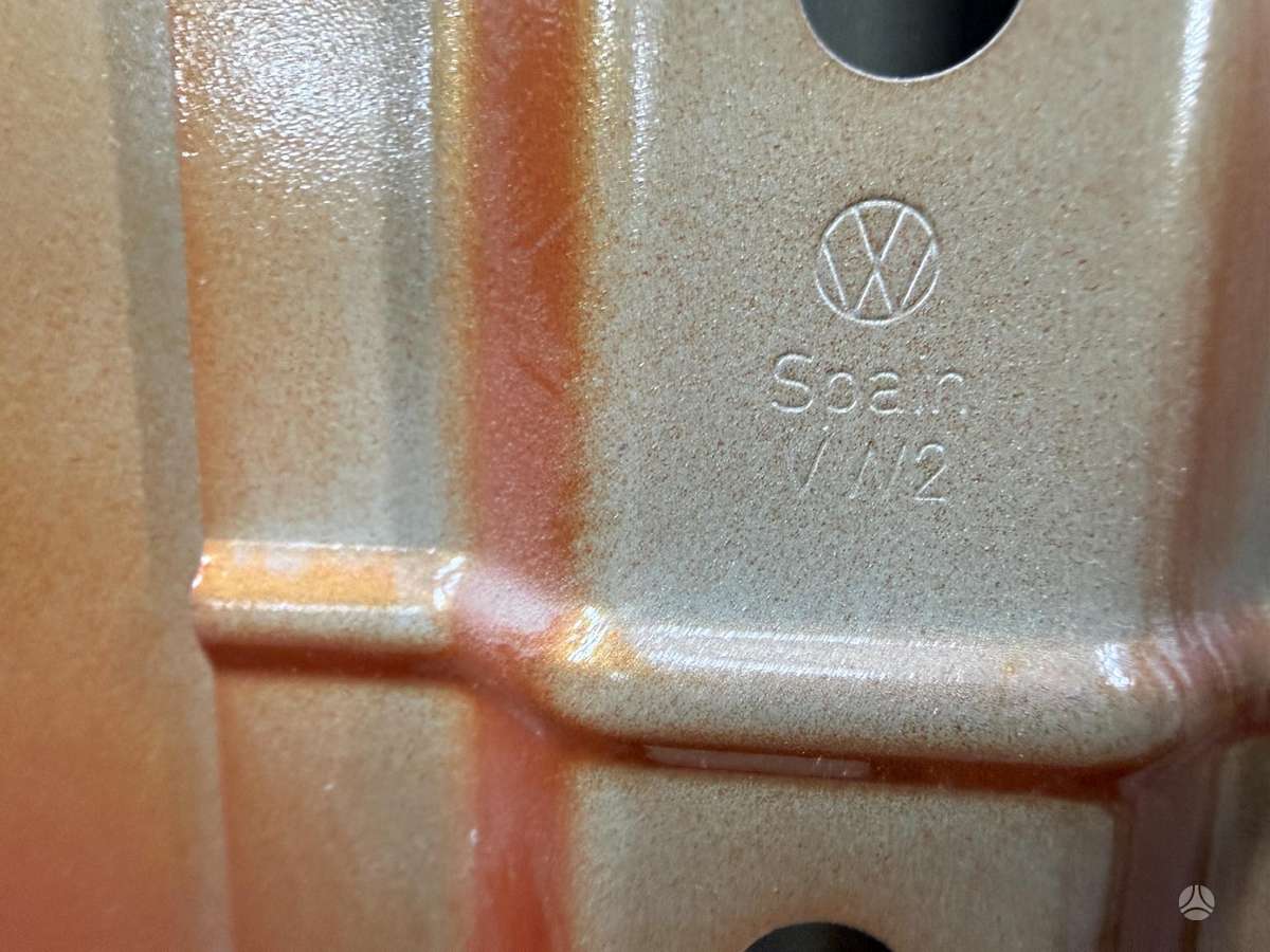Volkswagen Polo hood (front, rear)