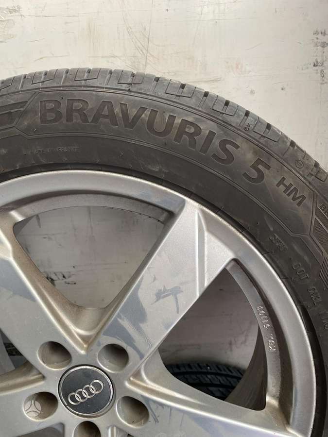 Audi Q3, light alloy, R18