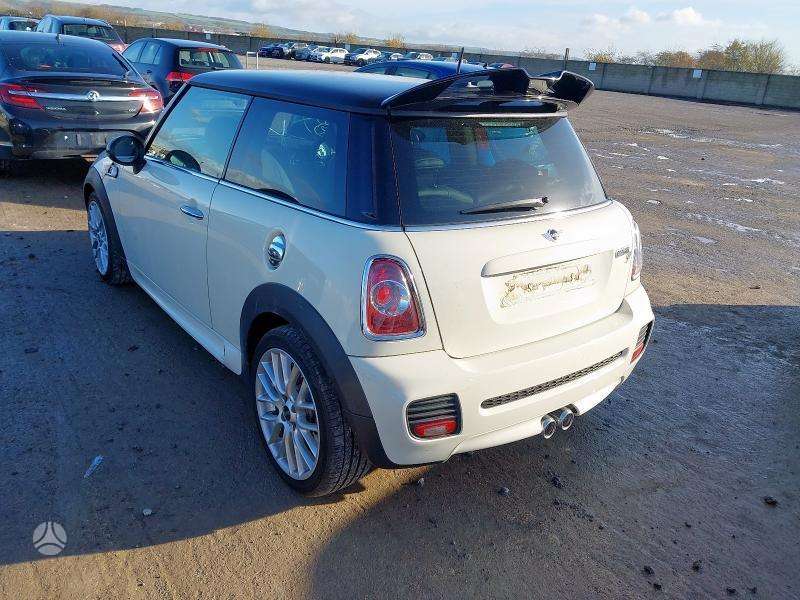 Mini Cooper Works komplektacija