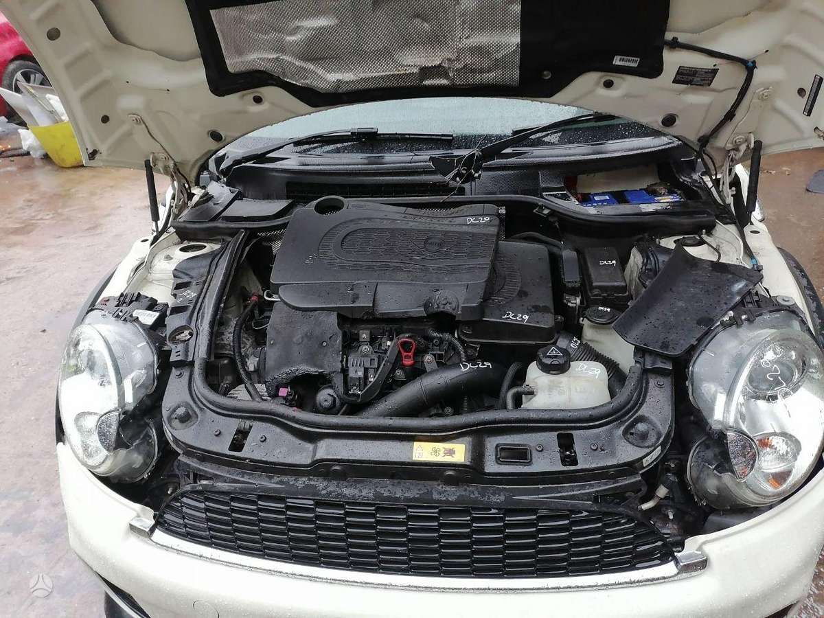 Mini Cooper Works komplektacija