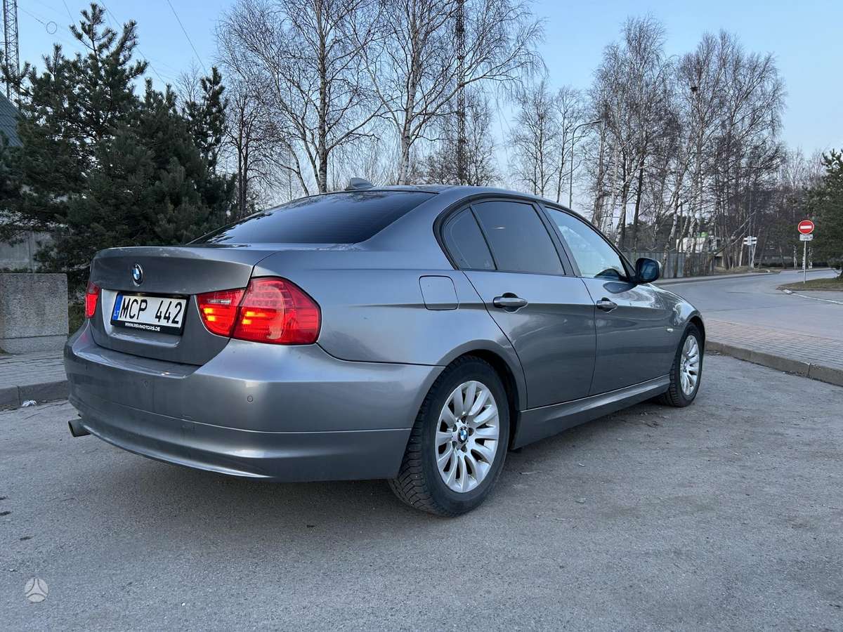 BMW 320, 2.0 l., Седан