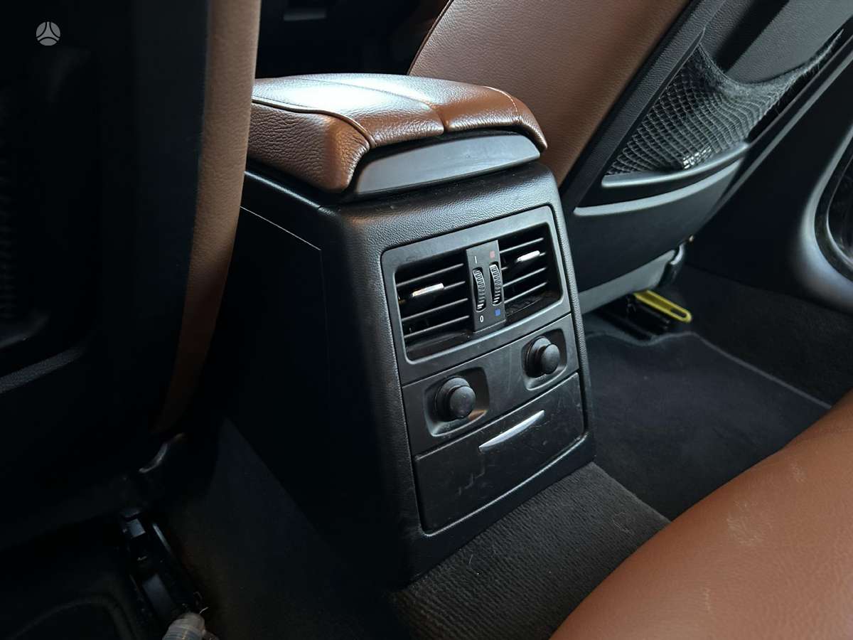 BMW 320, 2.0 l., Седан