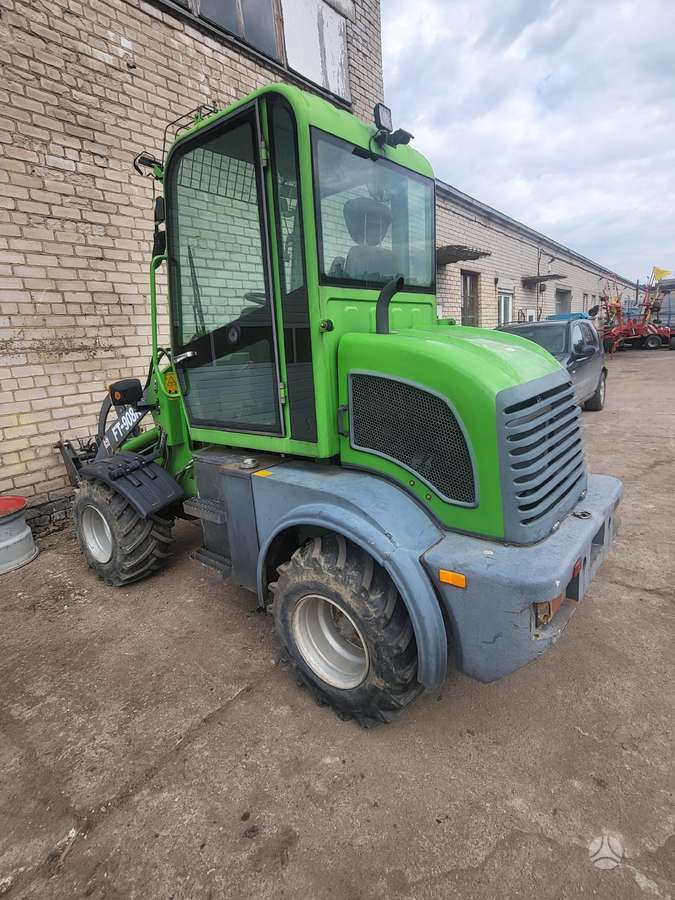 Kubota Ttech, самоходные погрузчики