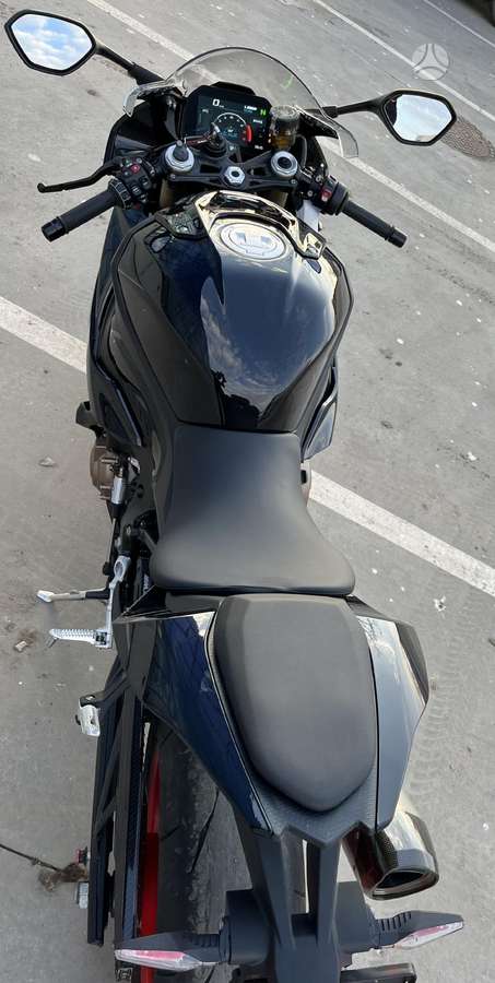 BMW S 1000 RR 999cc, superbikes