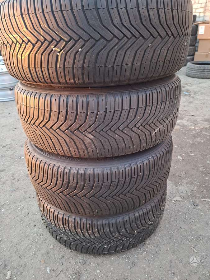 Michelin, universalios 225/55 R17