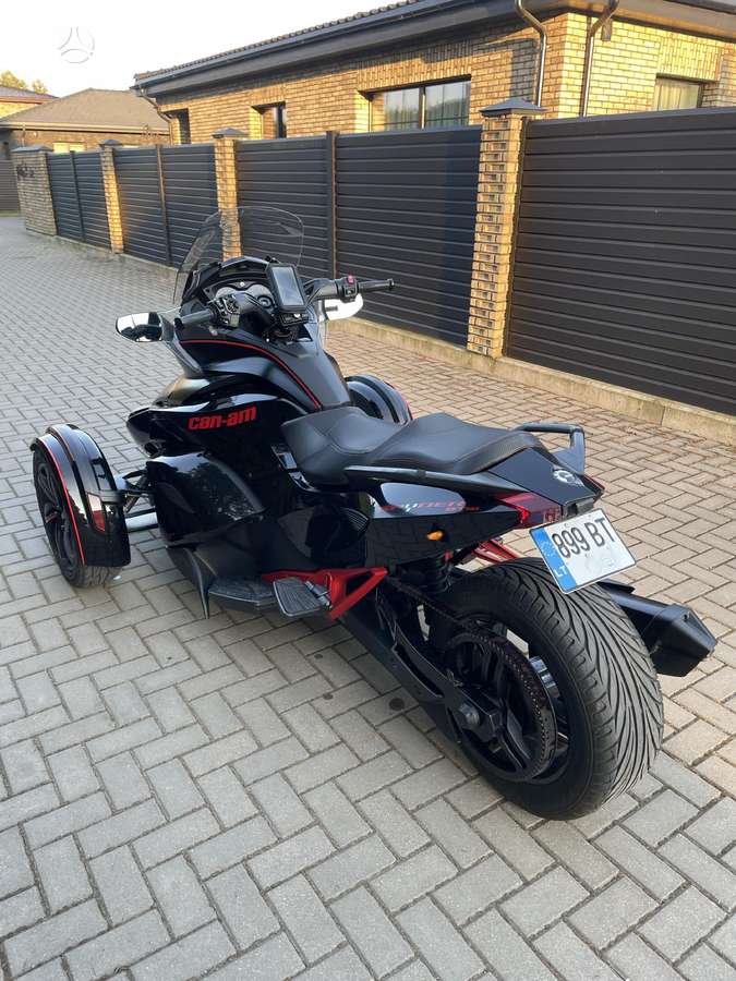 Can-Am Spyder 997cc, трициклы