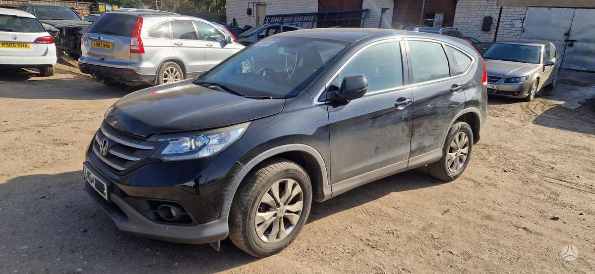 Honda CR-V rezerves daļās