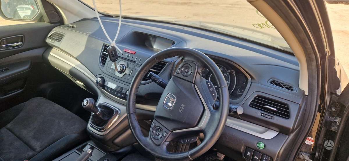Honda CR-V rezerves daļās