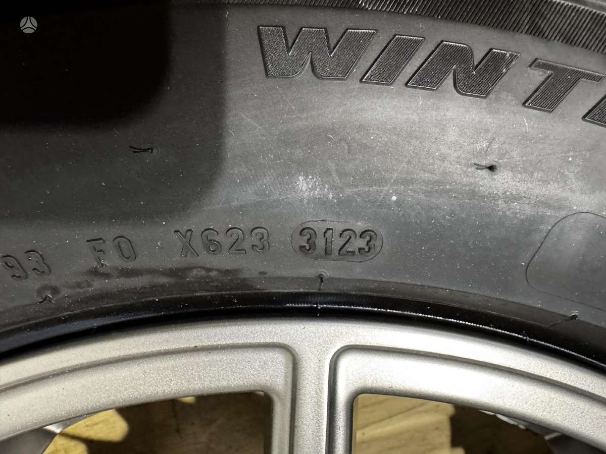 Audi A4 B9 su padangomis, light alloy, R16