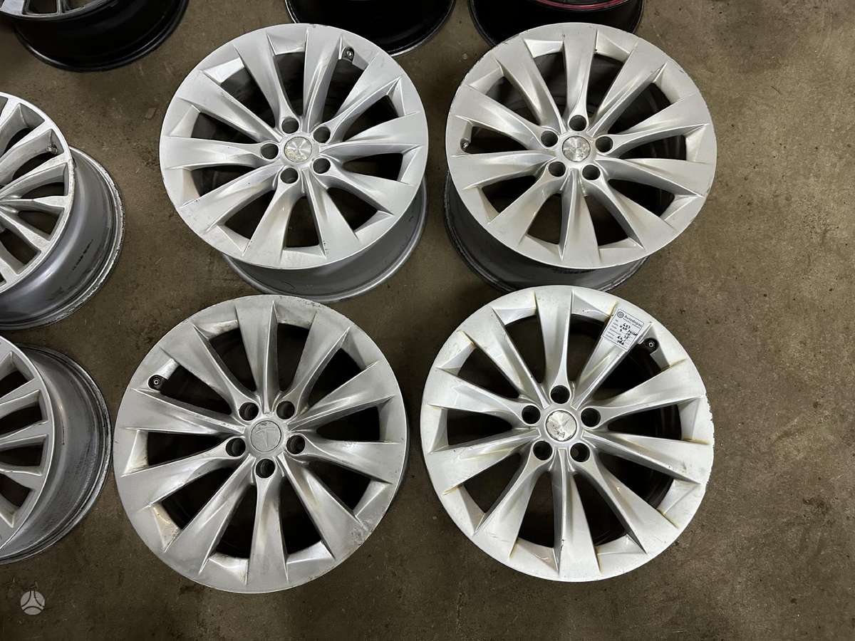 TESLA, light alloy, R20