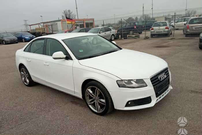 Audi A4, 2.0 l., Седан