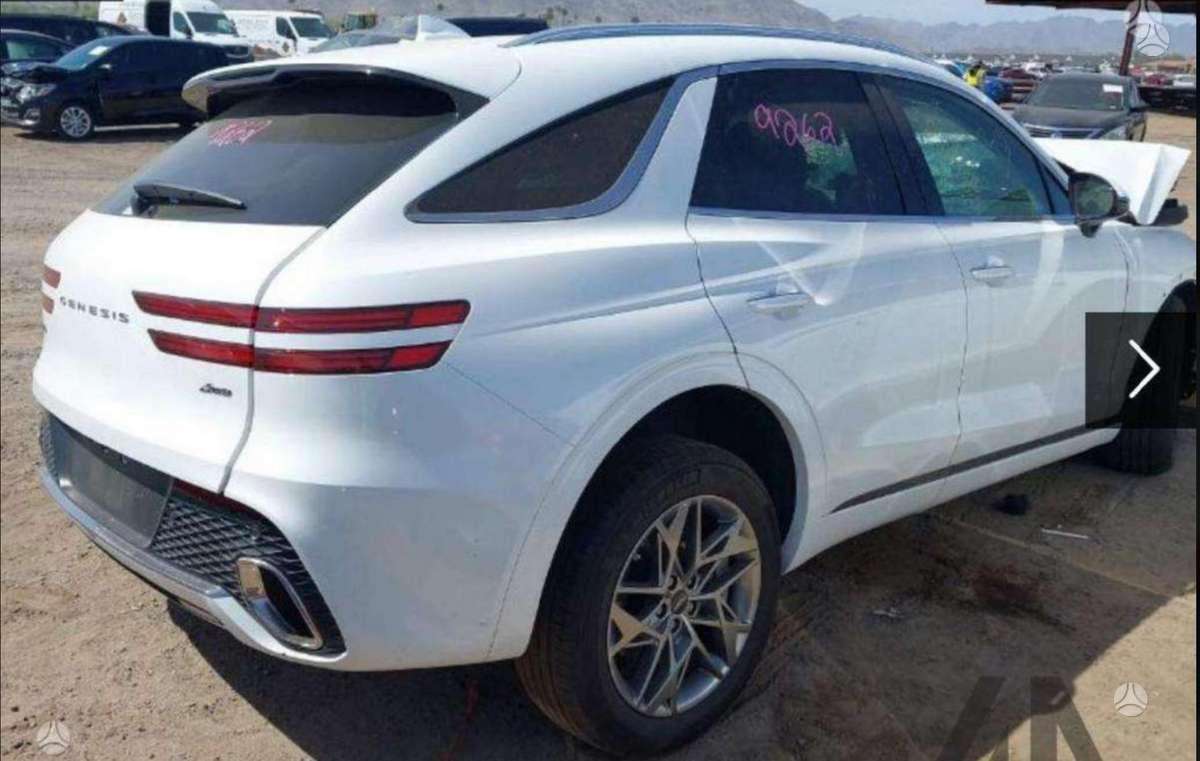 Genesis GV70