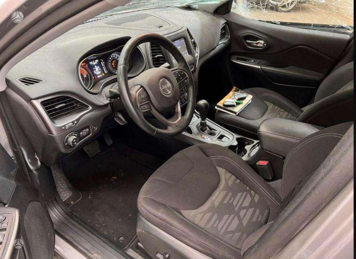 Jeep Cherokee