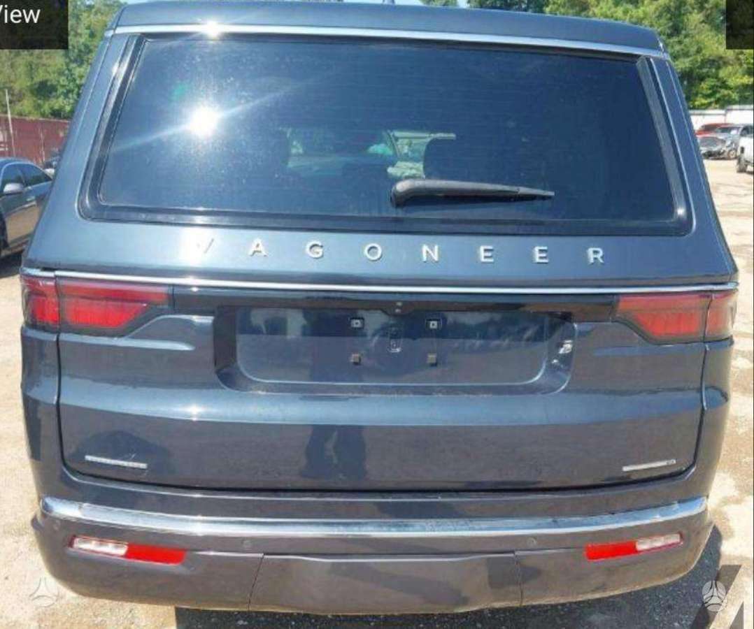 Jeep Wagoneer