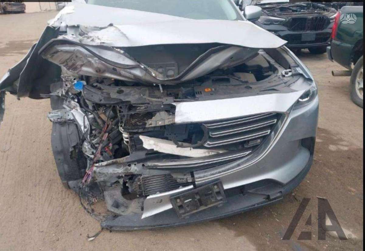 Mazda CX-9