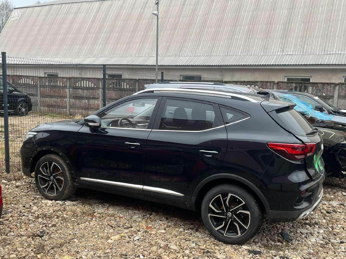 MG ZS