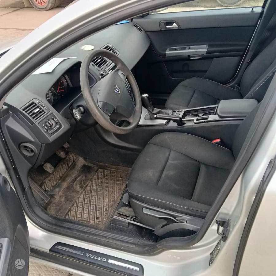 Volvo V50 - 7