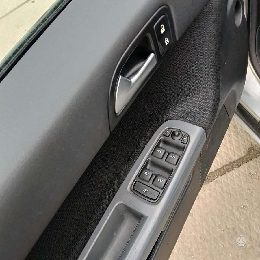 Volvo V50, 1.6 l., wagon