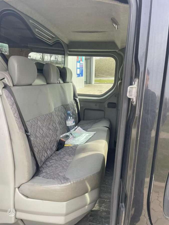 Renault Traffic vivaro primastar, passenger vans