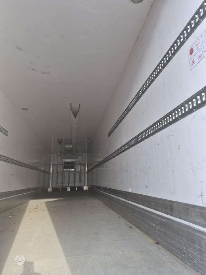 Lamberet SR2, refrigerated