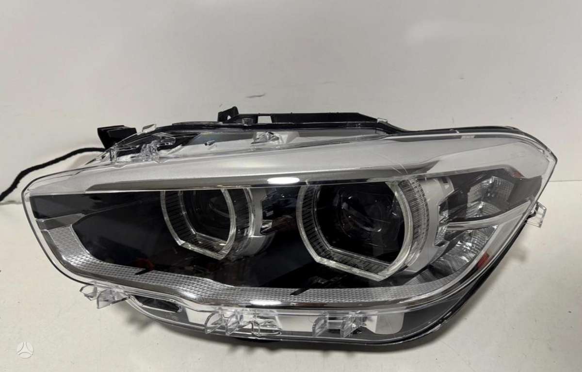 BMW 1 serija фары