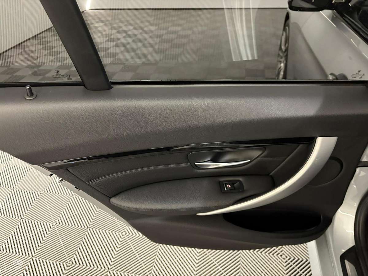 BMW 320, 2.0 l., wagon