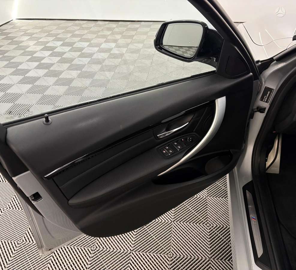 BMW 320, 2.0 l., Универсал