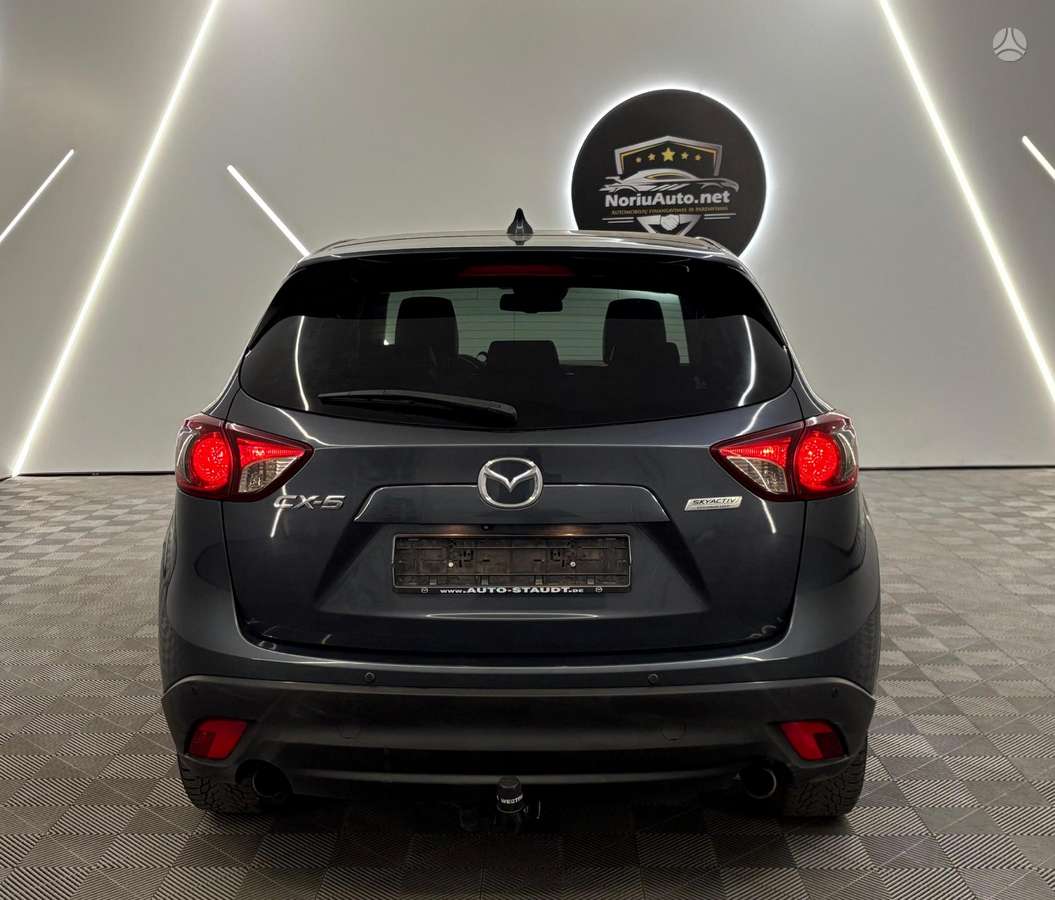Mazda CX-5, 2.2 l., off-road / crossover