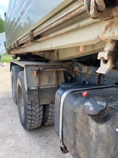 Iveco Traker, savivarčiai