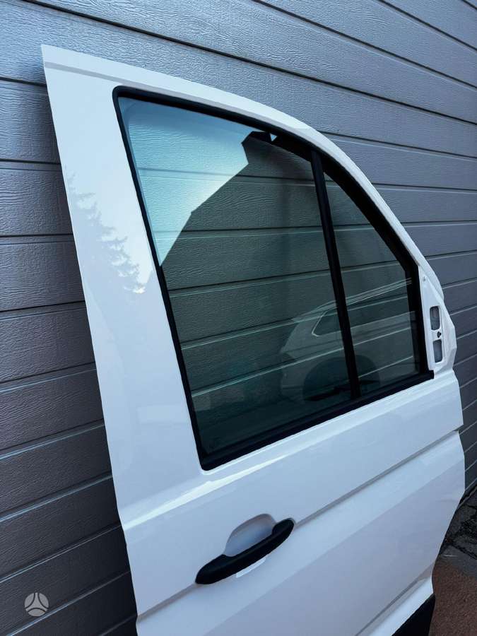 Volkswagen Crafter, cargo vans