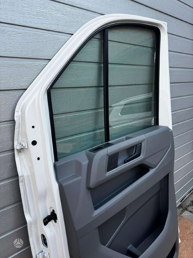 Volkswagen Crafter, cargo vans